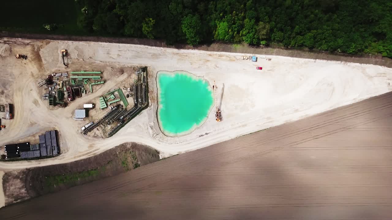 독일 뮌헨에 있는 암석 채석장의 조감도 - 하향식 확대 보기