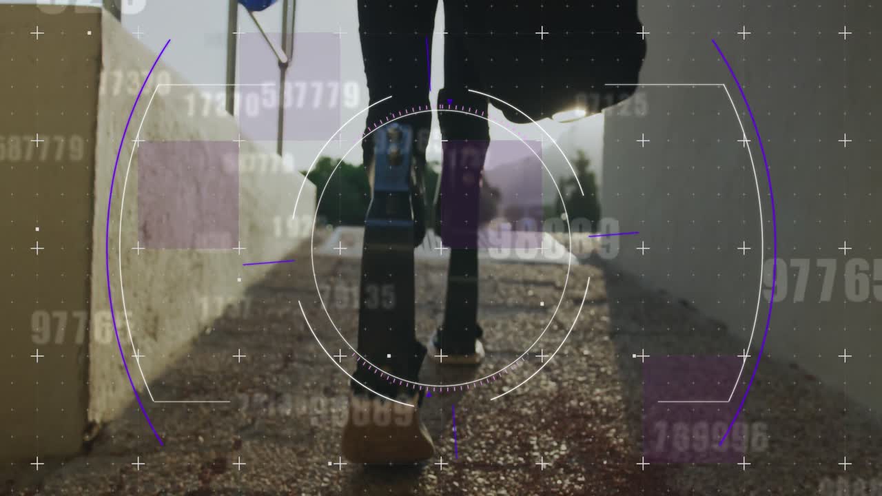 animación del procesamiento de datos digitales sobre un atleta masculino discapacitado con cuchillas de correr en la pista de correr