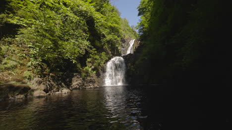 Cascada-Rha-En-La-Isla-De-Skye-4k