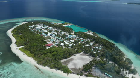 Luftaufnahme-Der-Insel-Dhonfanu-Auf-Den-Malediven