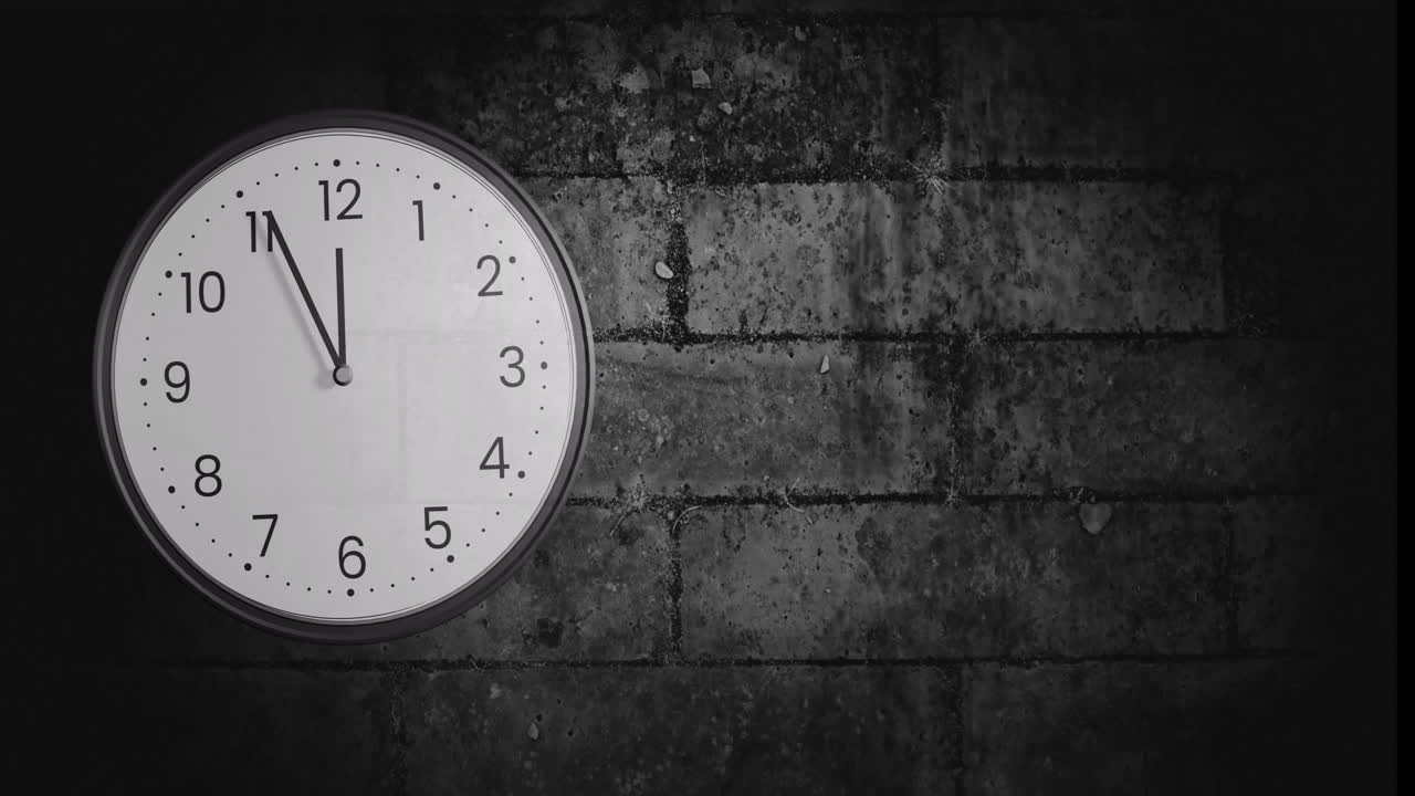 animación del reloj en el fondo de la pared de ladrillo