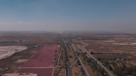 Vuelo-Sobre-El-Antiguo-Lago-De-Texcoco,-Ahora-Campo