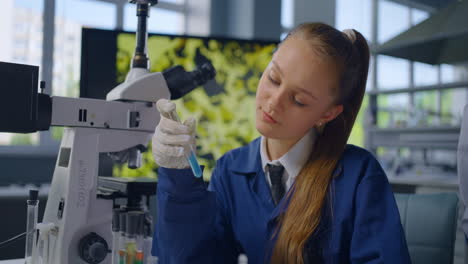 student in science lab experiment