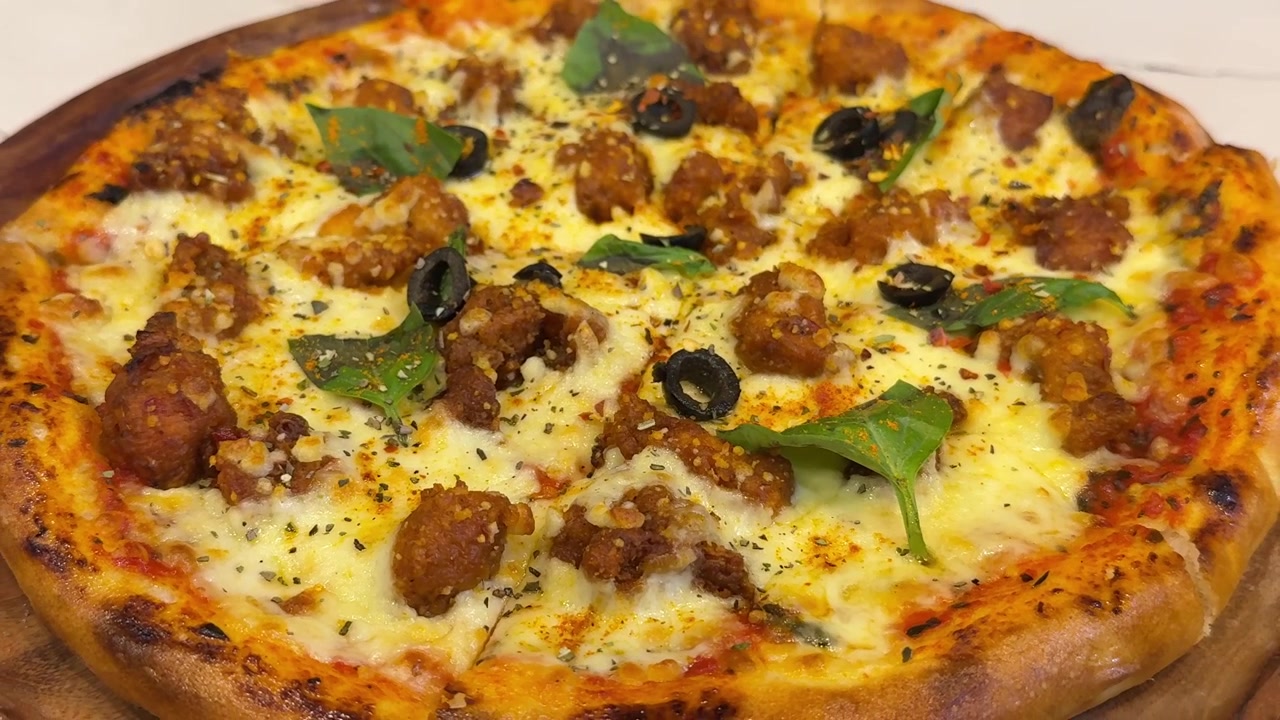 Comida de Restaurante Apresentando Pizza, Hambúrguer, Biryani, Mojito, Milkshakes, Omeletes, Comida de Rua, Experiência Gastronômica Autêntica e Deliciosa de Fast Food.