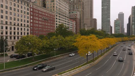 Chicago-Gold-Coast-Und-Lake-Shore-Drive-Sind-Im-Herbst-Befahrbar