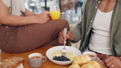 couple enjoying breakfast