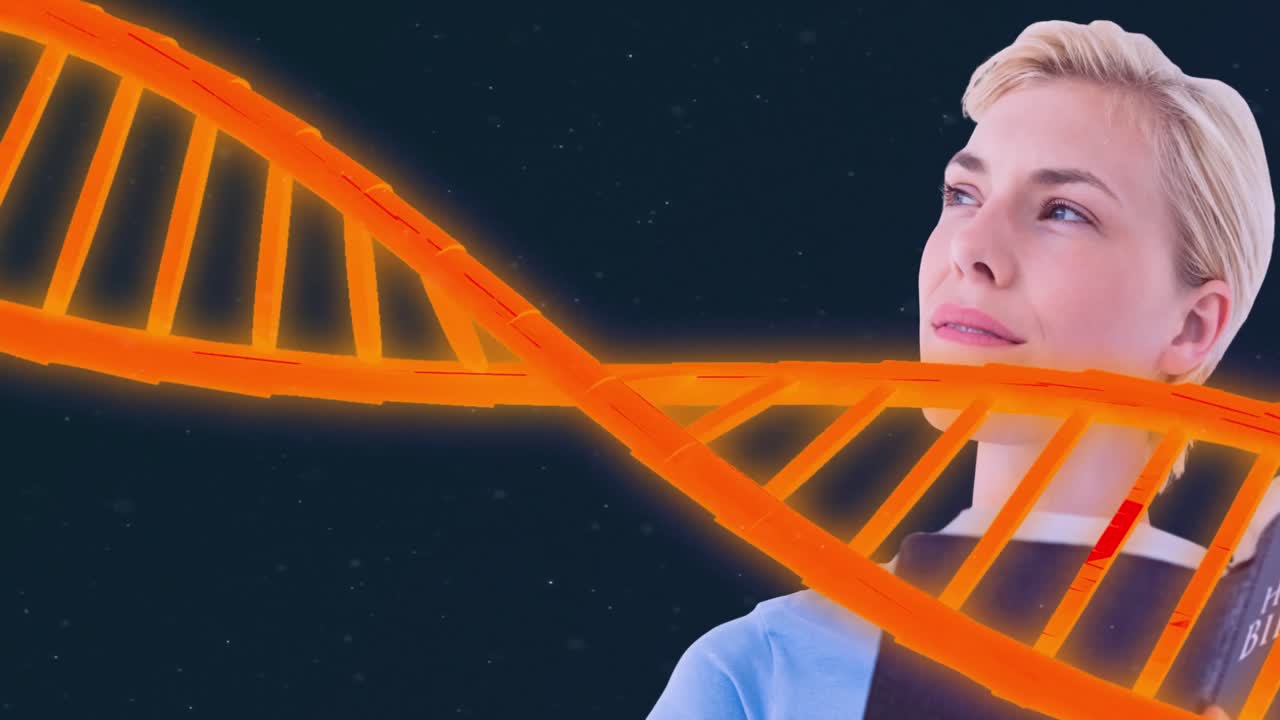 animación de adn sobre mujer caucásica con libro en fondo negro