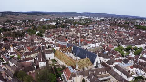 -French-Village-in-burgundy-with-colorful-rooftops