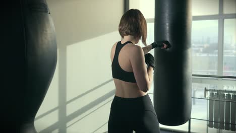 entrenamiento de boxeo femenino