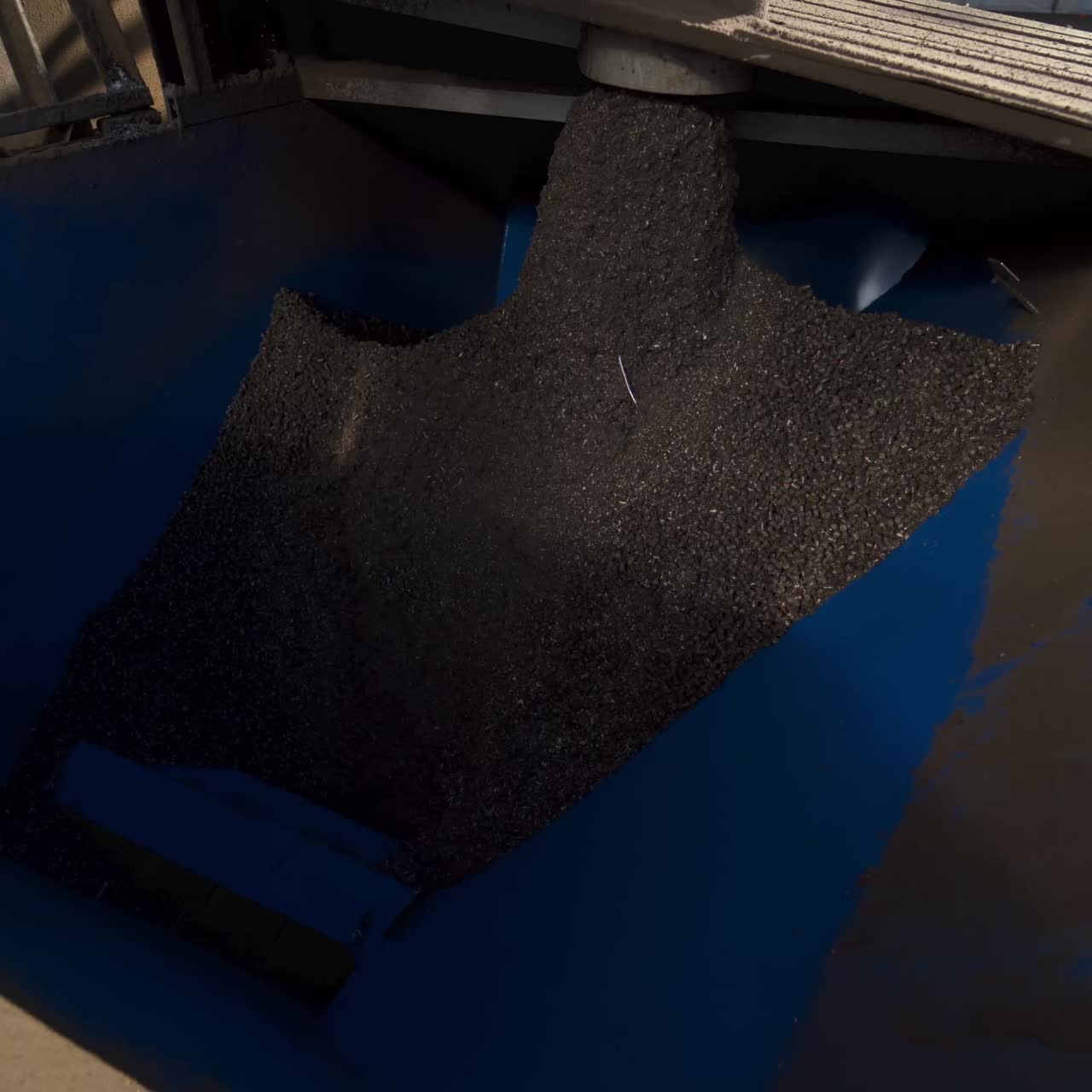 Metal bins for grain storage. Tanks for the storage of grain