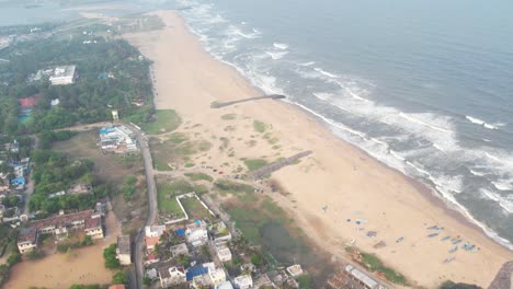 vista aérea de la playa kovalam de chennai