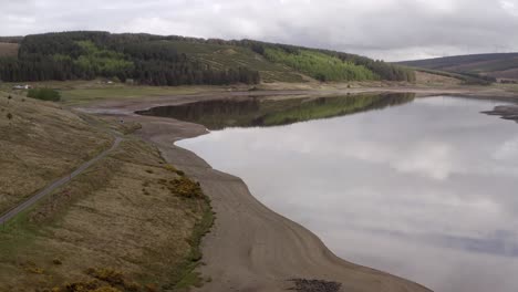 Aerial-view-of-Loch-Lussa-on-an-overcast-day-in-Argyll-and-Bute,-Scotland