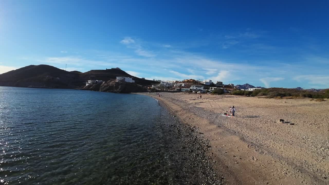 바다 해안 4k로 고속 dji 아바타 드론 fpv 비행