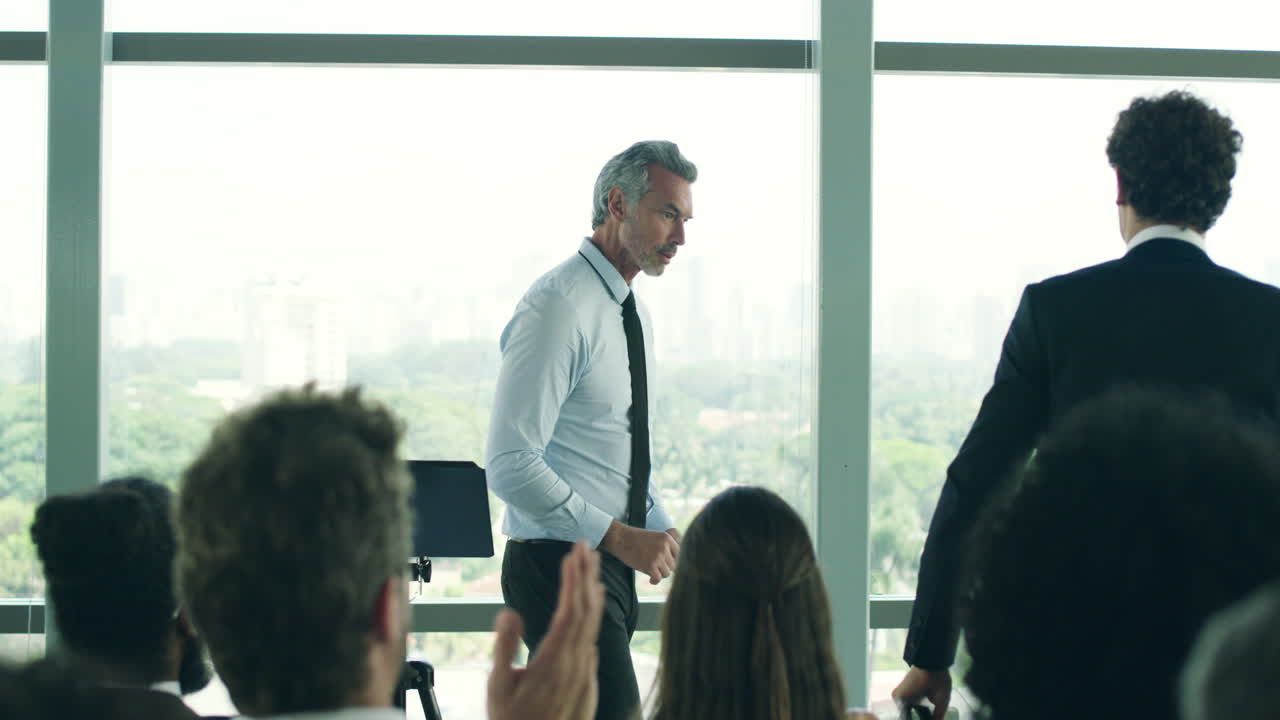 juntos mejoraremos los aspectos comerciales.