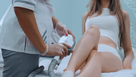 cuidado del cuerpo. depilación con láser. tratamiento de epilación. piel lisa.