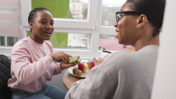Women having breakfast