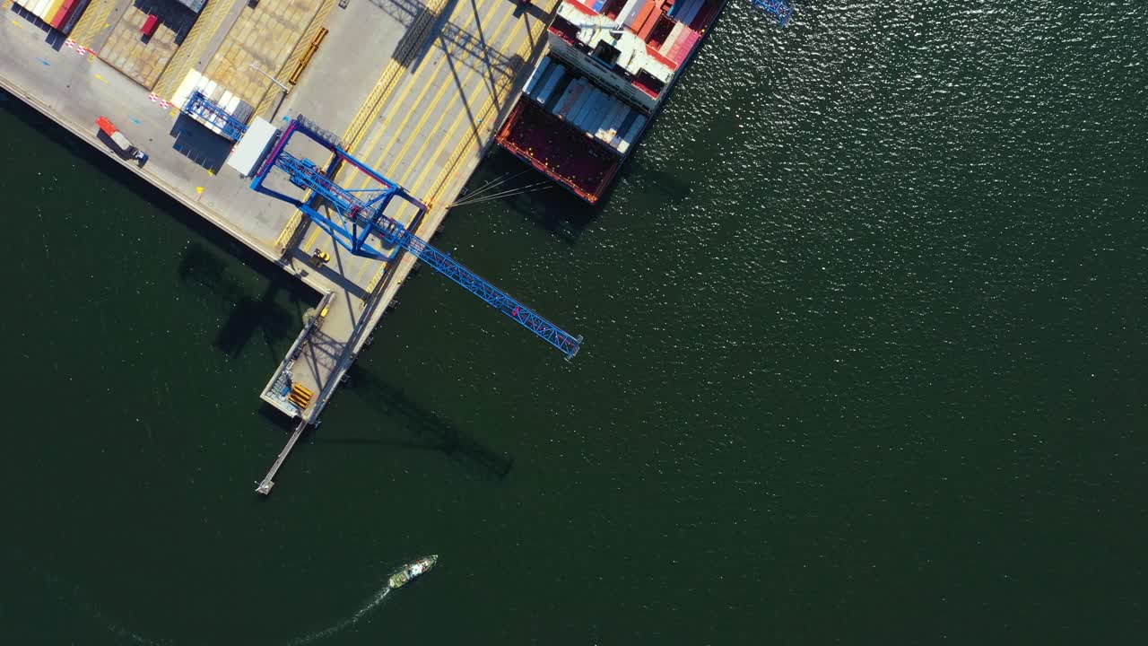buque portacontenedores en el negocio de exportación e importación y logística