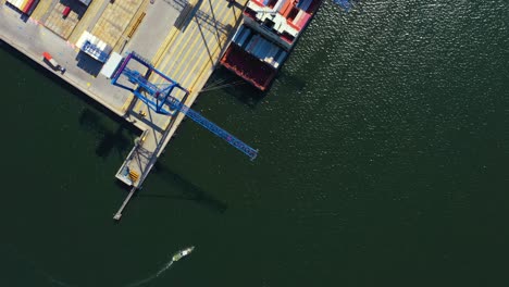 buque portacontenedores en el negocio de exportación e importación y logística