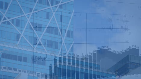 animación de múltiples gráficos que se mueven sobre vista de ángulo bajo de un edificio de oficinas moderno en la ciudad