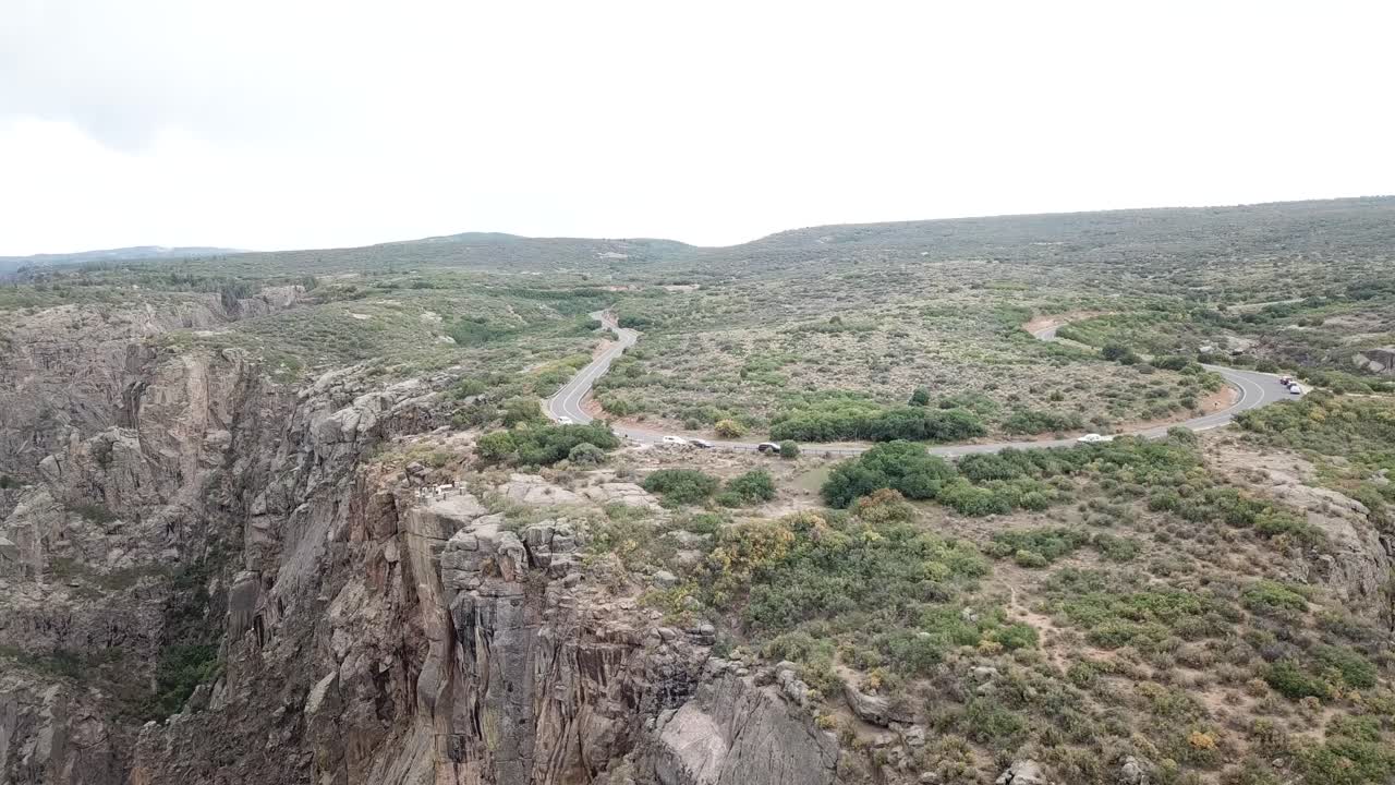Red Rock Canyon, ripresa aerea con drone 4K, paesaggio americano, epica terra di canyon