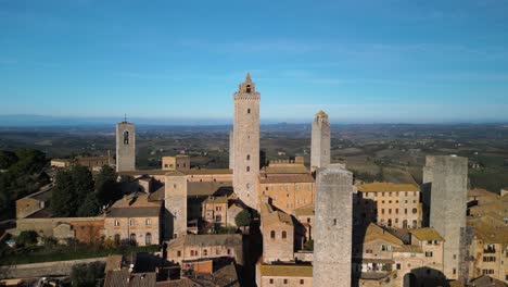 San-Gimignano,-Tuscany,-Italy