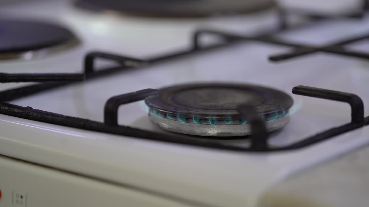 가스 스토브의 점화 및 작동