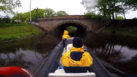 boat trip through the city canal_travel_boat_transportation_summer_nature_speed_outdoors_cold