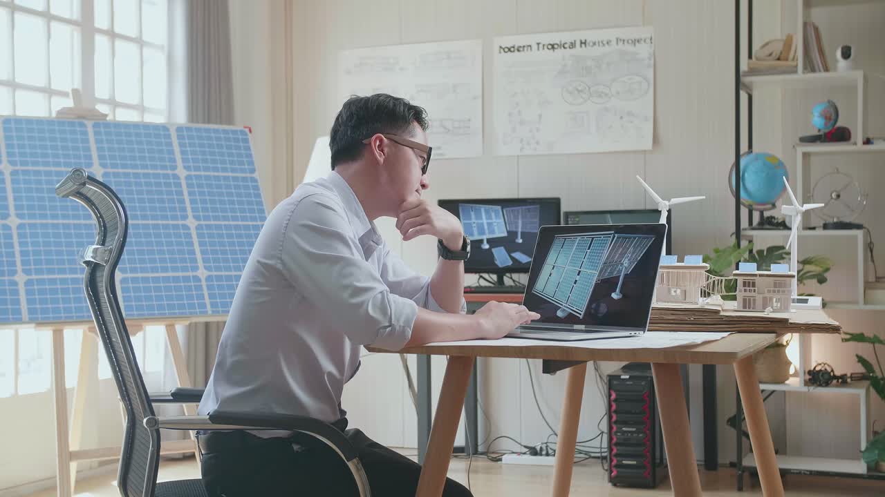 지속 가능한 주택 설계 프로젝트를 수행하는 건축가