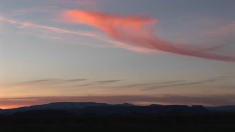 toma remota de una hermosa formación de nubes 1