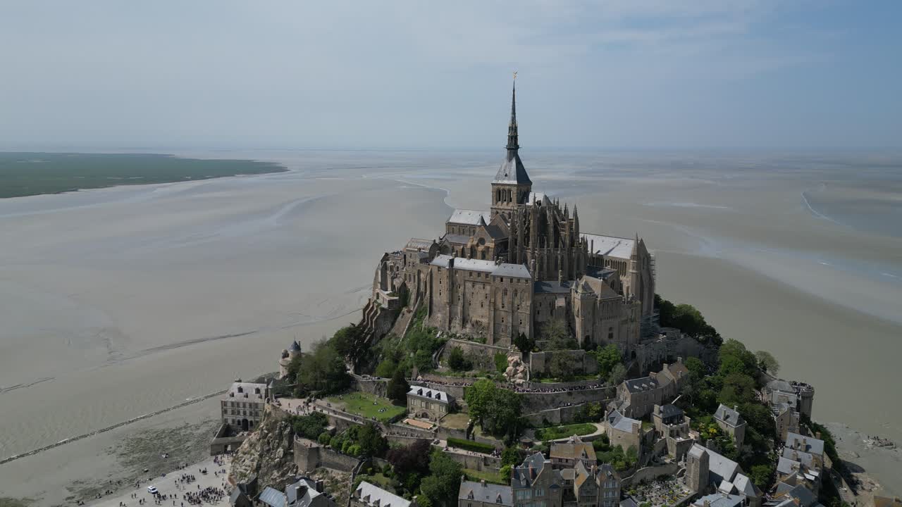 세인트 마이클 조류 섬 노르망디 프랑스 드론 , 상승 공중 , 공중에서 보는