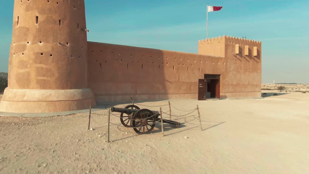 Forte di Zubara nel deserto del Qatar - Ripresa con drone