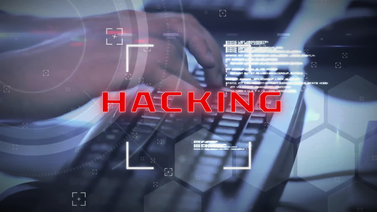 데이터 프로세싱을 통해 텍스트를 해킹하는 애니메이션과 컴퓨터를 사용하는 백인 사업가