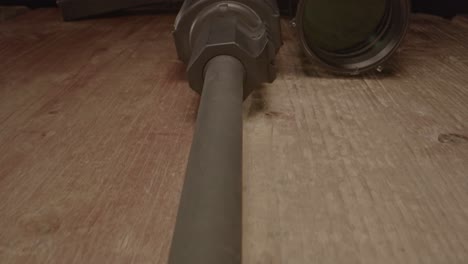 impresionante carro nuestro de cañón de rifle de asalto ar-15