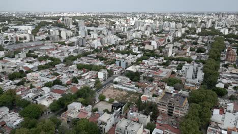 Paisaje-Urbano-Del-Barrio-De-Vila-Ortuzar-Chacarita-Drone-Aéreo-Volar-Buenos-Aires-Argentina-Desde-Arriba-Durante-El-Día-De-Verano