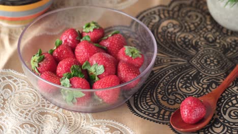 fresh strawberries in a bowl