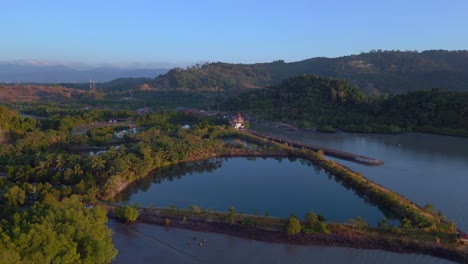 Islas-Serenas-Aguas-Tranquilas-Amanecer-Luz-De-La-Mañana