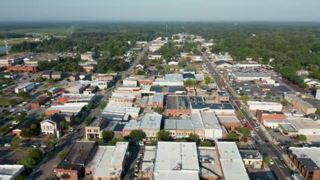 Descending-aerial-on-Conway-South-Carolina-during-summer