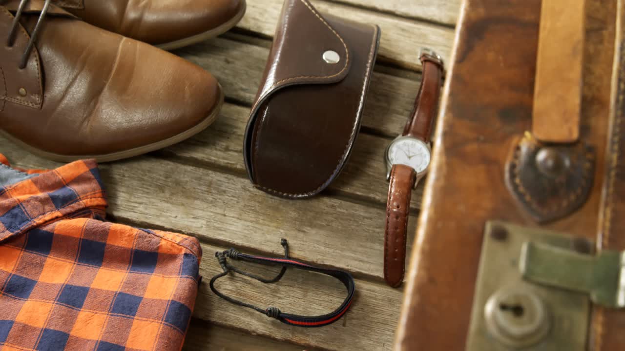 테이블 4k에 있는 여행 액세서리