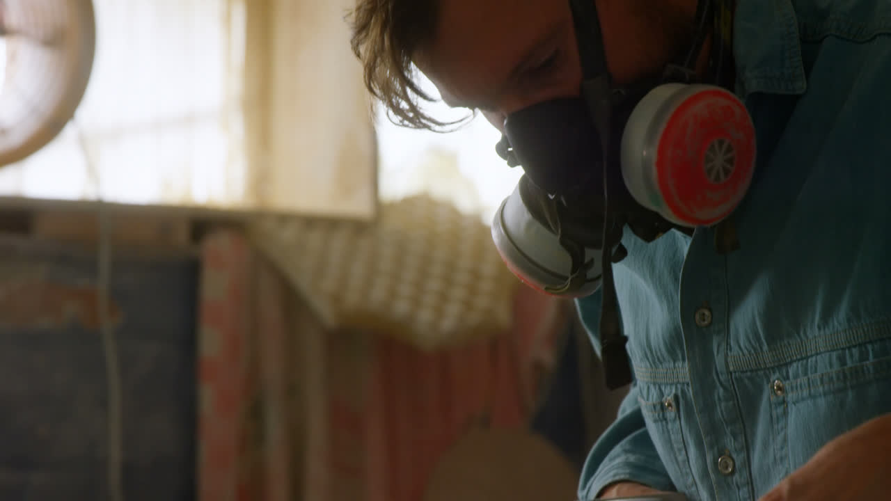 서핑 보드를  ⁇ 는 남자 4k