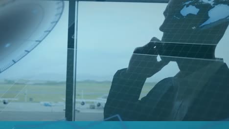 Animación-Del-Procesamiento-De-Datos-Contra-Un-Hombre-De-Negocios-Caucásico-Hablando-Por-Teléfono-Inteligente-En-Un-Aeropuerto