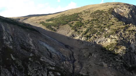 Imágenes-Aéreas-De-Drones-En-Las-Montañas-De-Colorado-Cerca-De-St