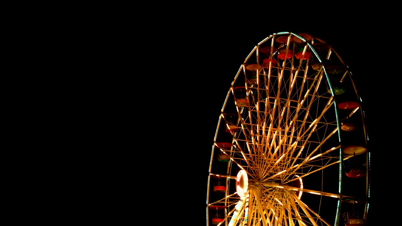 Ruota panoramica di notte