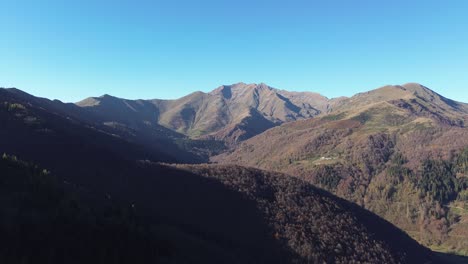 in the mountains the silence is perfect and this time the drone captures the sensations of autumn and the changing of colors that make me feel cold