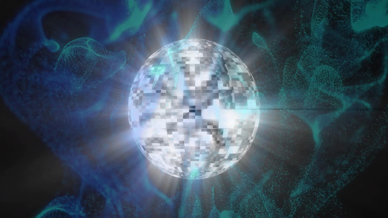 Luz branca banhando esfera reflexiva, iniciando ondas verde-azuladas que formam uma esfera girando lentamente