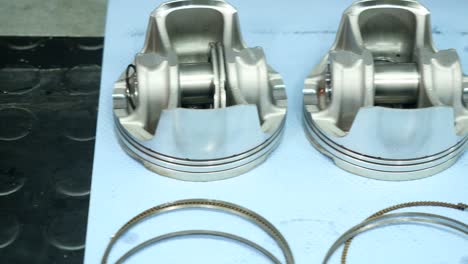 anillos de pistón y pistones