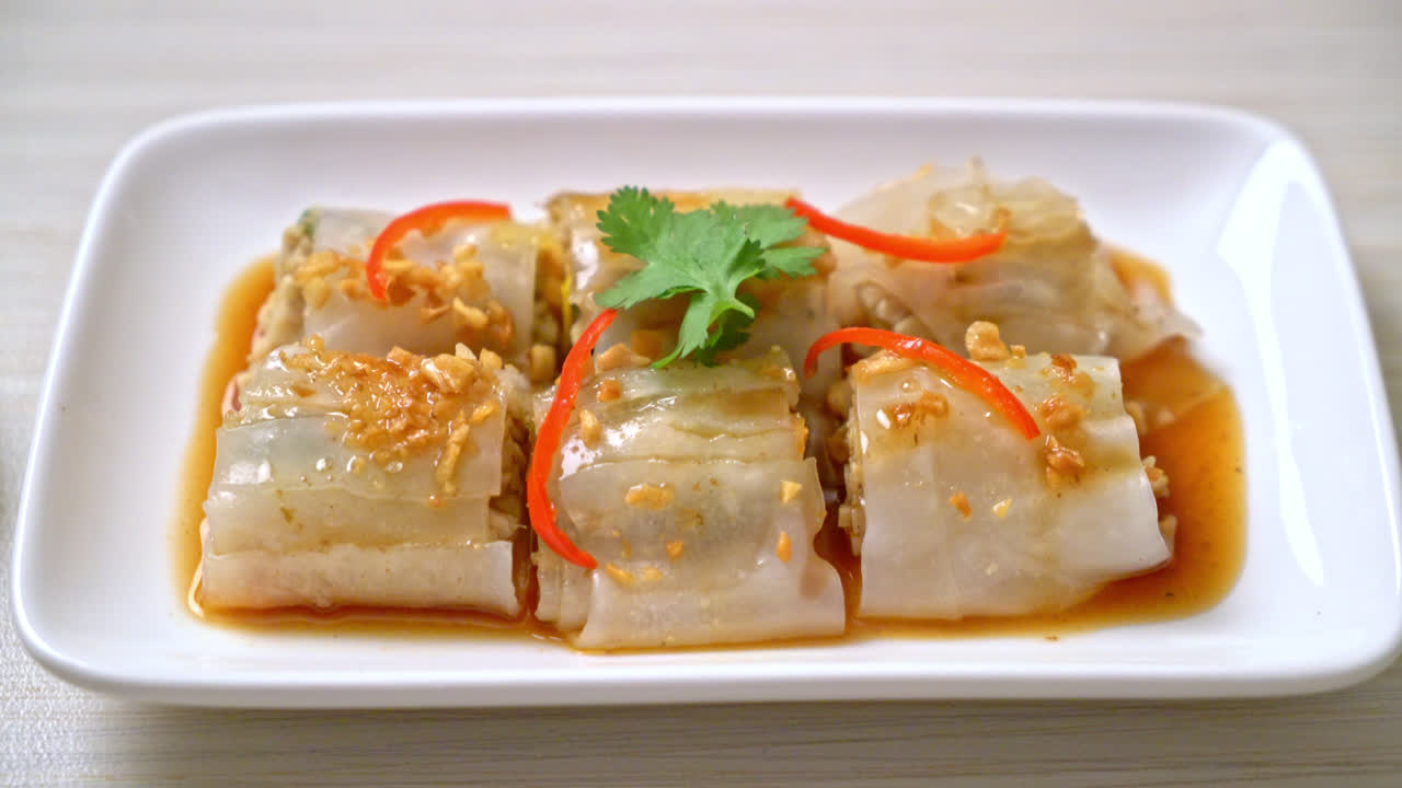 중국 찐 쌀국수 롤 - 아시아 음식 스타일