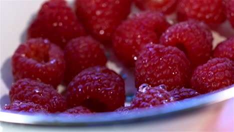 washing raspberries 1