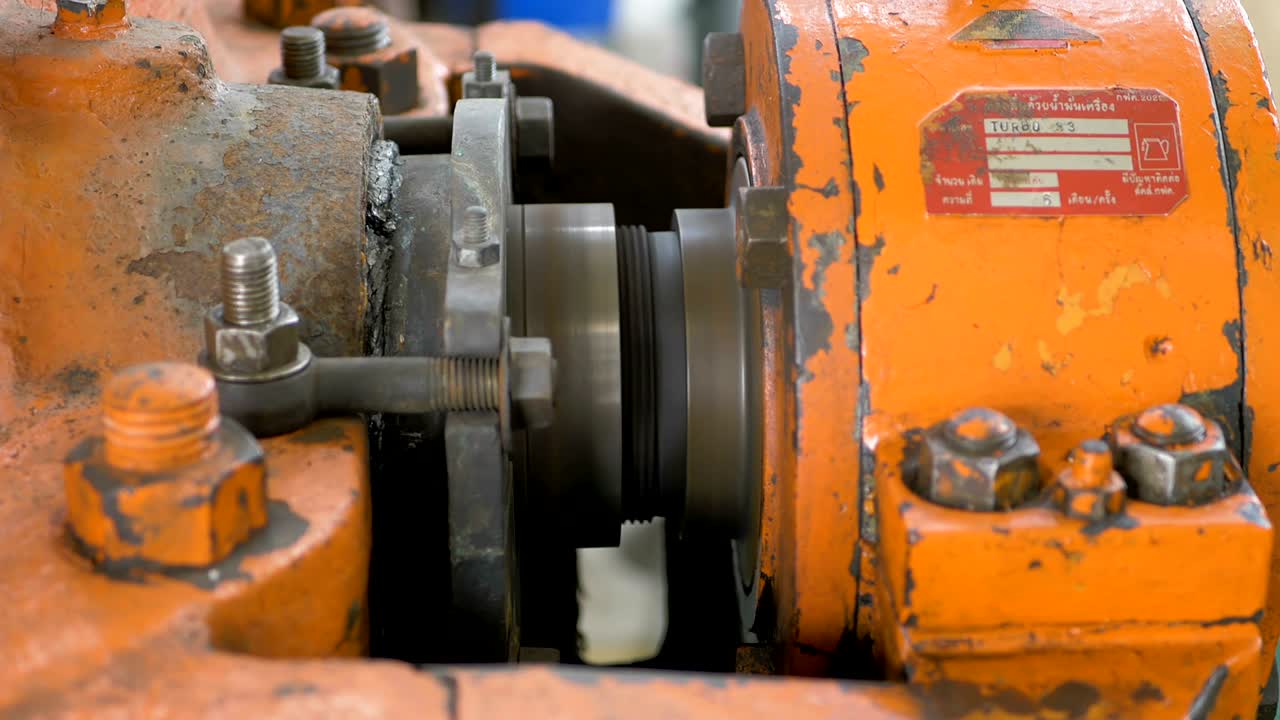 eje de accionamiento de acero de una bomba de agua