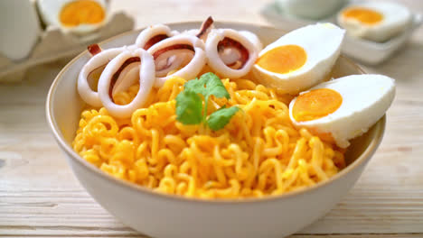 instant noodles salt egg flavour with squid or octopus bowl