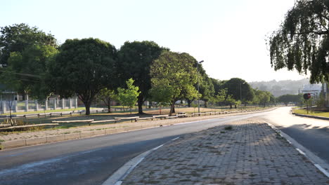 Wide-shot-of-a-street-in-Johannesburg,-South-Africa